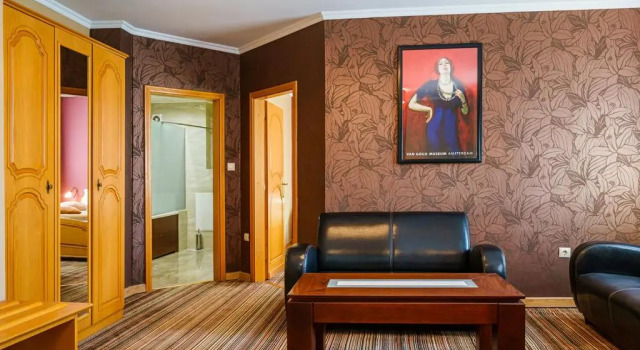 Апартаменты Hotel Avion - Self check in