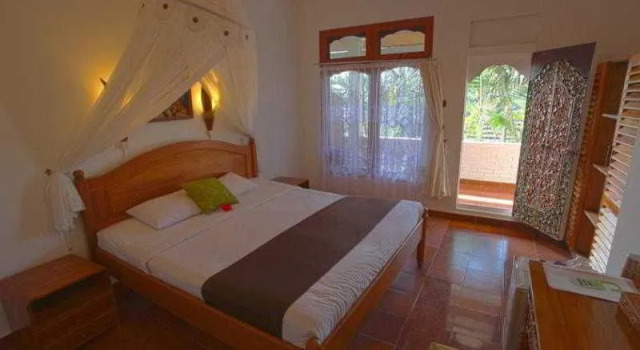 Pondok Prima Cottages, Rezervovat Hotel Hotely v Bali s bazénem, Bazén