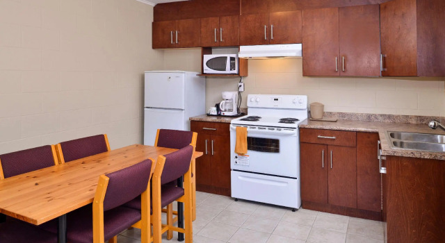 Четырёхместный номер Standard Hope Inn and Suites