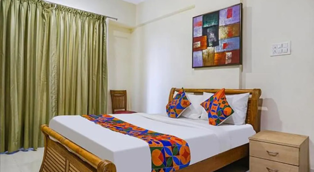 Номер Premium Fabhotel Grandeur