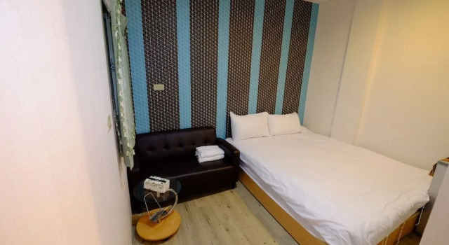 Taichung 213 corner homestay