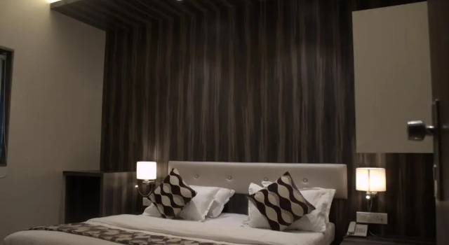 Номер Superior Hotel Sai Sanidhya