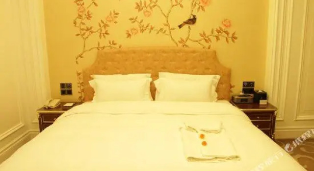 Zhaoshang Center Hotel, Boek Hotel Bazhong Sichuan