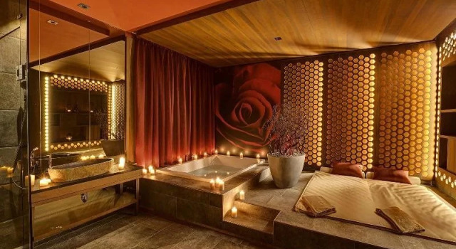 Leading Family Hotel  Resort Dachsteinknig, Book Resort Gosau 