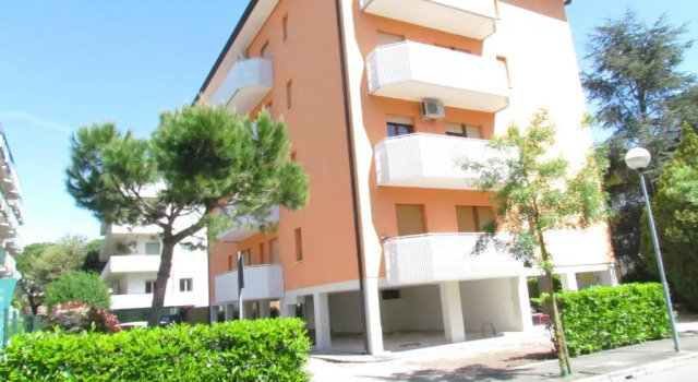 Lido Dei Pini Near Beach And Shopping Street, Prenota Appartamento Hotel a Veneto con parcheggio, Parcheggio