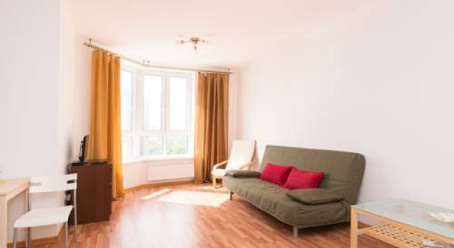 Apartment on Yuliusa Fuchika, Забронировать Апартаменты/квартира Отели Городского округа Екатеринбурга - Северный управленческий округ с парковкой, Парковка