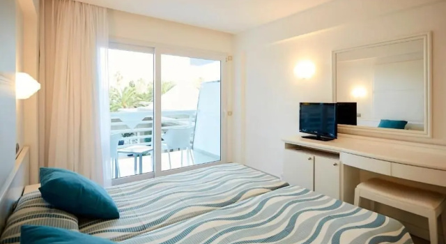 Двухместный номер с частичным видом на море Insotel Hotel Formentera Playa