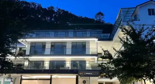 Anji Ji Shang Shan b&B, Prenota Bed & breakfast Hotel a Huzhou con piscina, Piscina