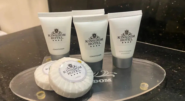 Трёхместный номер Standard Kingdom Hotel