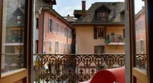 Апартаменты "Un Lieu Unique" Le Lodge et le Dolce