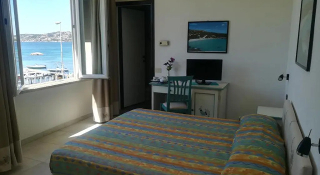 Трёхместный номер Standard Hotel Nido Daquila