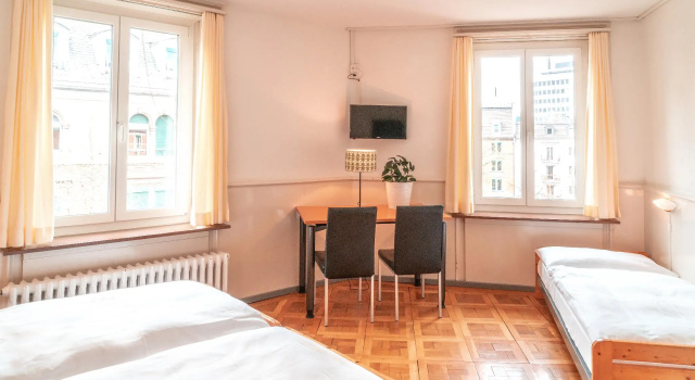 Трёхместный номер Standard Saint Georges Hotel
