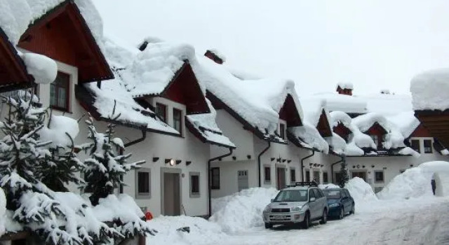 Apartmaji Potepuh, Забронировать Отель Отели Гореньска 4 звезды, 4*