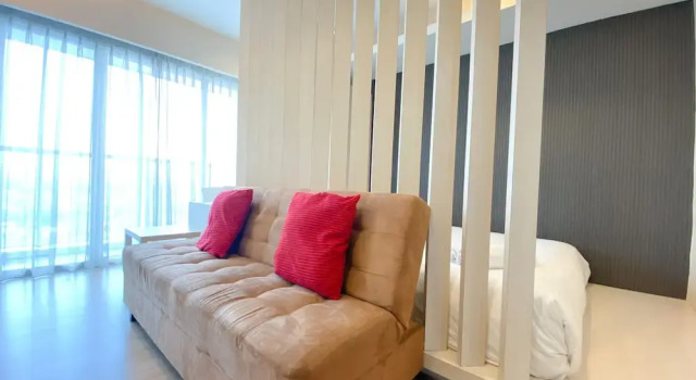 Elegant And Comfortable Studio At Tamansari The Hive Apartment, Book Apartment Jakarta Jakarta Province
