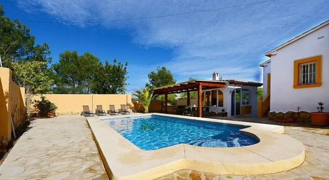 Villa Iris