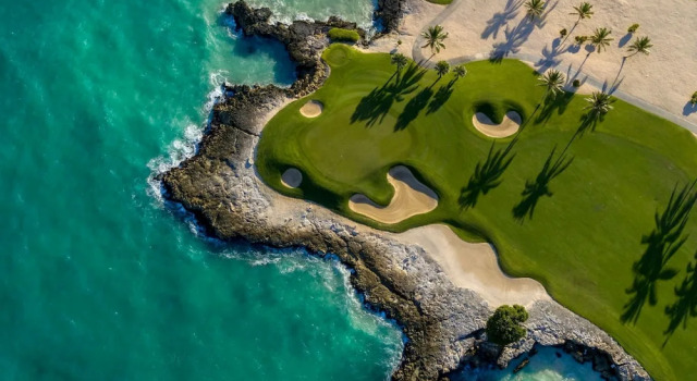 Коттедж Oceanview Lux Villa - With Eden Roc Club Access
