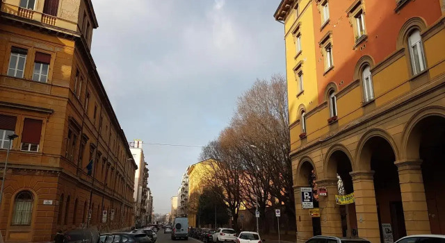 Pandolf, Забронировать Отель Болонья провинция Болонья, рядом с Башня Гарисенда