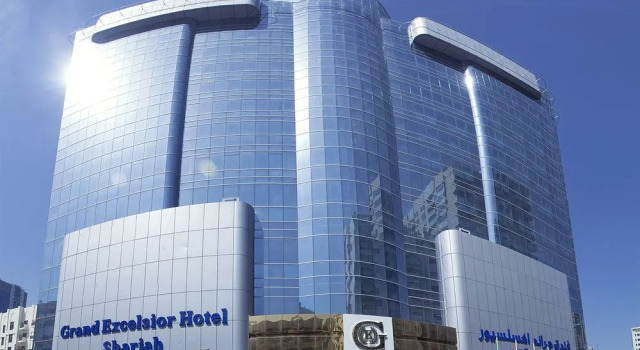 Grand Excelsior Hotel Sharjah, Забронировать Отель Шарджа Эмират Шарджа, рядом с Al Jazeera Park
