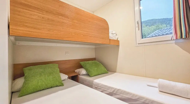 Bungalows y Cabanas SOLOPUENT Natur, Book Apartment Hotels in Aragon with Parking, Parking
