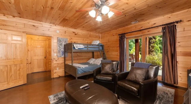 Legend Crest Lodge