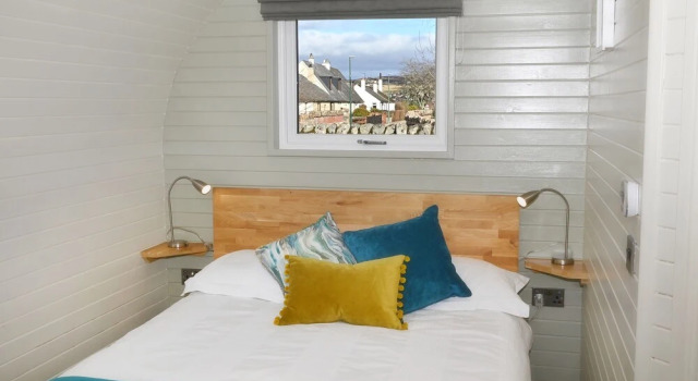 Ardgay Glamping Pods, Rezervați Teren de campat Ardgay Scotland