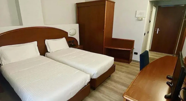 Одноместный номер Standard с балконом Hotel Europa Milano