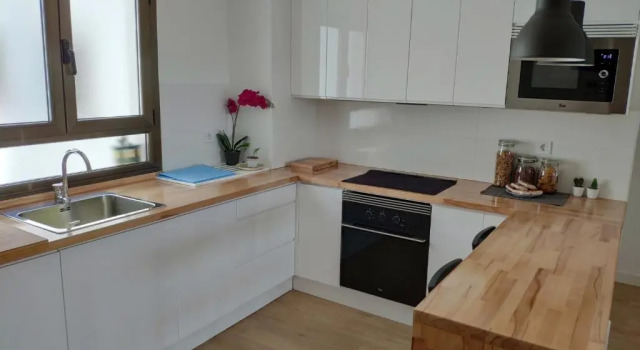 Апартаменты Apartamento LOS VEGA- parking privado