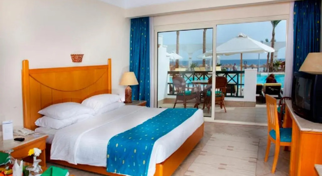Одноместный номер Premium с видом на море Coral Beach Resort Montazah