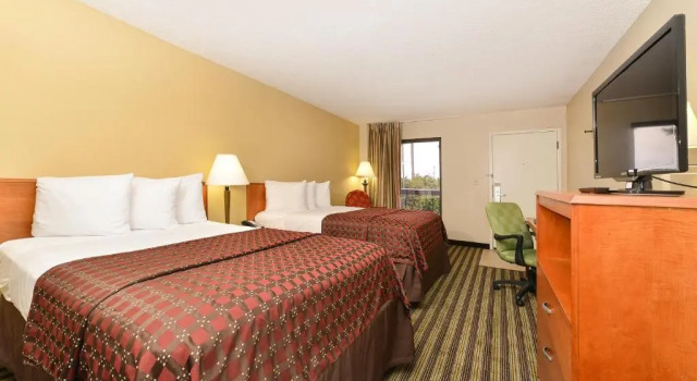 Четырёхместный номер Deluxe Quality Inn At the Mall - Valdosta