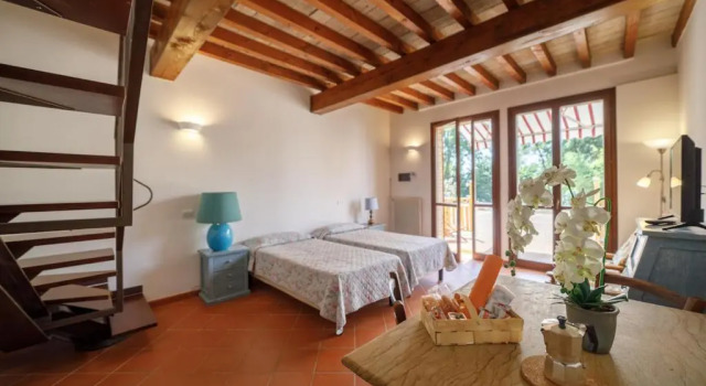 La Corte del Mulino, Prenota Hotel Noceto Emilia-Romagna