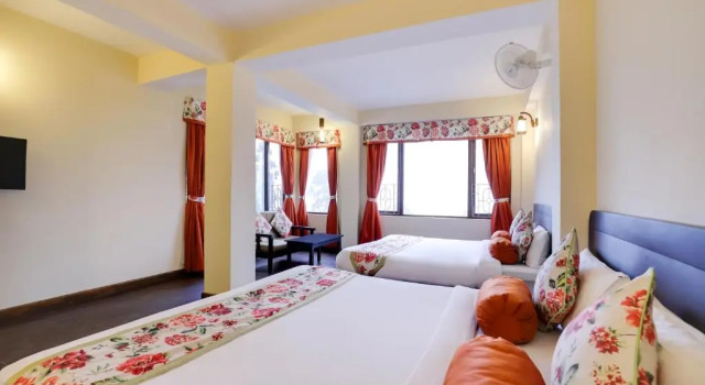 Номер Standard Summit Namnang Courtyard & Spa Near Mg Marg
