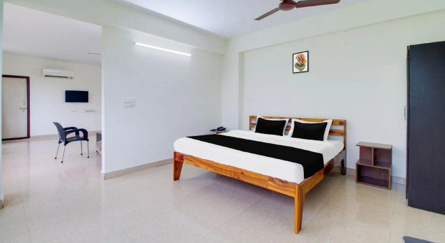 OYO Flagship 67556 Paramount Hotel, Rezerwuj Hotel Visakhapatnam Andhra Pradesh