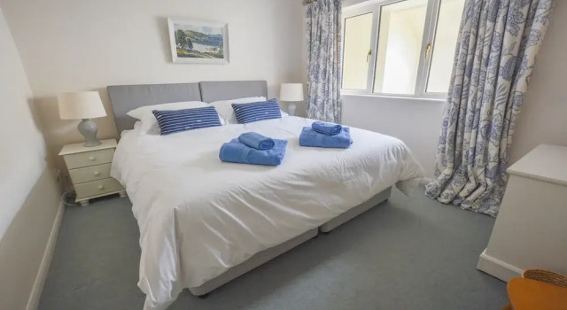 Clifton Court Apt 16 With Heated Pool, Забронировать Отель Отели Англии с бассейном, Бассейн