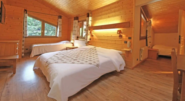 Hôtel et Spa Le Vermont, Забронировать Отель Отели Ле-Гран-Борнан с парковкой, Парковка