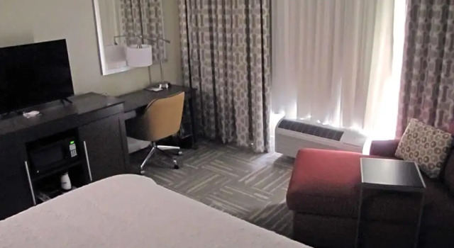 Номер Executive Hampton Inn McPherson