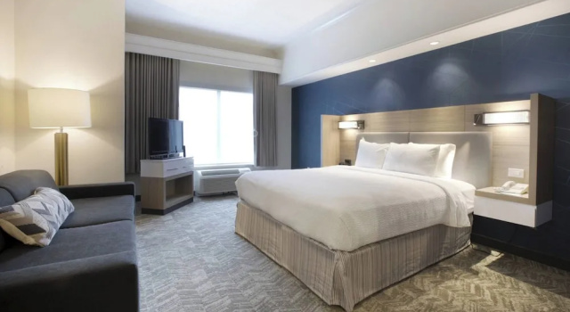 Четырёхместный люкс SpringHill Suites by Marriott Savannah I-95 South