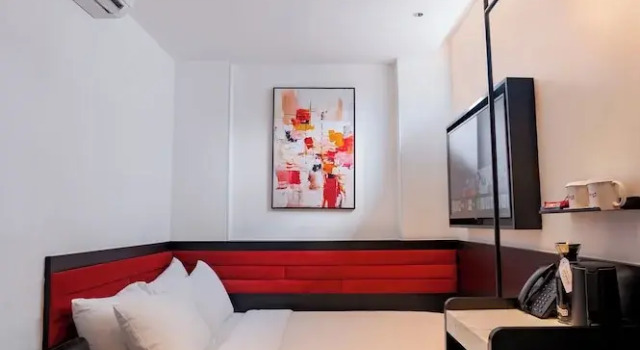 Номер Comfort The Signature Hotel Saigon