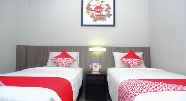 Love In Hotel and Resort
