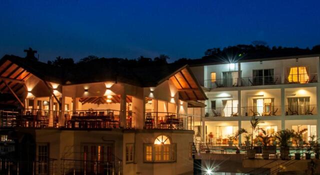 Senani Hotel, Забронировать Отель Отели Канди 4 звезды, рядом с Bahirawakanda Vihara Buddha Statue, 4*