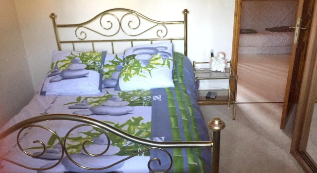 House With 2 Bedrooms in Lanobre, With Enclosed Garden, Prenota Hotel Hotel a Alvernia con parcheggio, Parcheggio