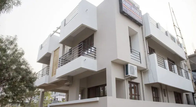 OYO 8222 near KIIT University, Book Hotel Hotels in Orissa with Breakfast, Breakfasts