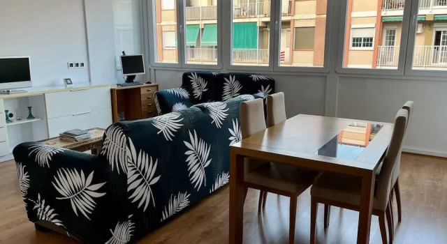 Апартаменты Amplio apartamento cerca FIRA y Centro