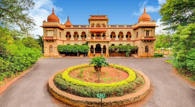WelcomHeritage Shivavilas Palace
