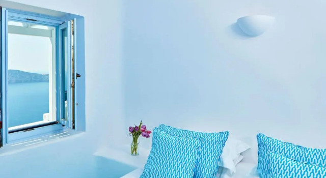 Полулюкс Classic с видом на горы Astra Suites