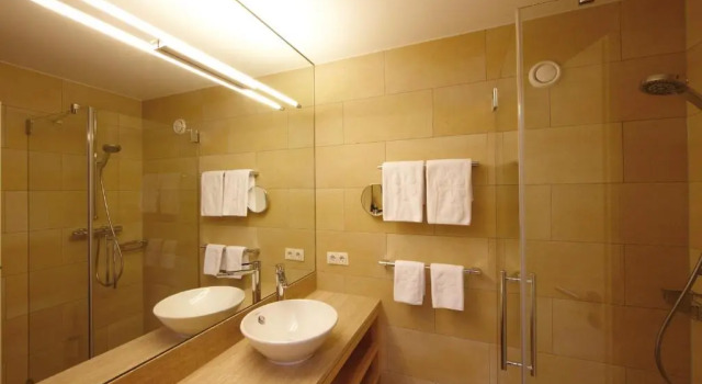 Семейный номер Standard с балконом Familienhotel Mateera Gargellen / Montafon