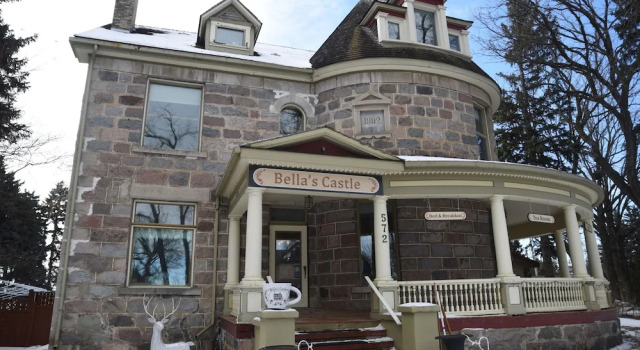 Bella's Castle, Varaa Hotelli Morden Manitoba