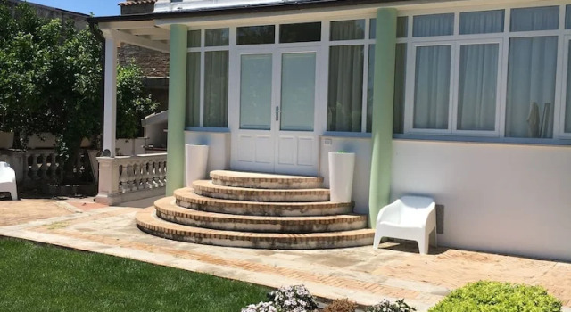Secret Garden - Suites & Apartments