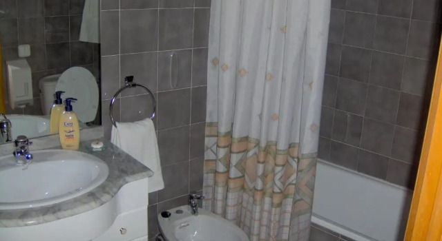 Трёхместный номер Standard Hostal Restaurante Arasa