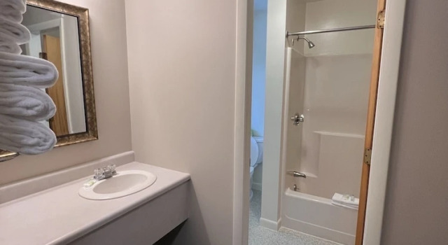 Четырёхместный номер Deluxe Edenbrook Motel