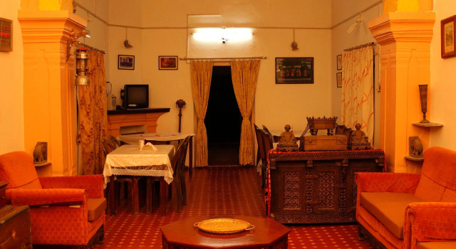 Krishna Niwas - A Heritage House Since 1924, Забронировать Отель Отели штата Раджастхана 3 звезды, 3*